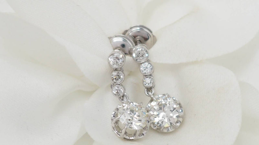 Boucles d'oreilles Dormeuses anciennes diamants 58 Facettes 32339