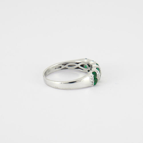 Bague 52.5 Bague émeraudes et diamants 58 Facettes