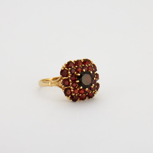 Bague 53 Bague or jaune, grenats 58 Facettes HS3648