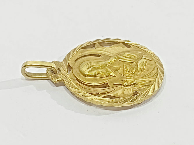 Pendentif Médaille Scapulaire En Or 58 Facettes 3101/1