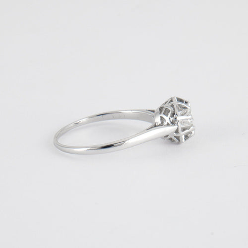 Bague 57 Solitaire en or gris, diamant 58 Facettes