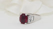 Bague 54 Bague or blanc rubis diamants 58 Facettes F4962