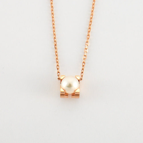 Collier Cartier - Collier "C" or rose et perle de culture Akoya 58 Facettes