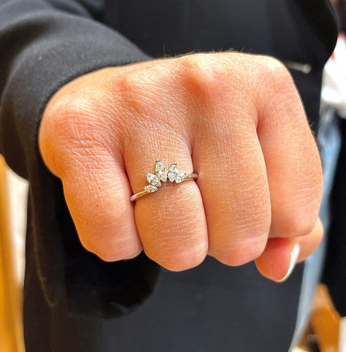 Bague 54 Bague diamants navettes 58 Facettes