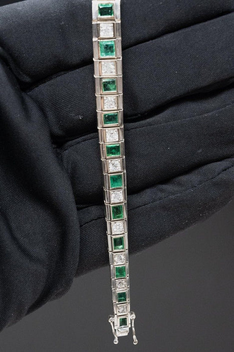 Bracelet Bracelet Art-déco Or blanc Diamants Emeraudes 58 Facettes