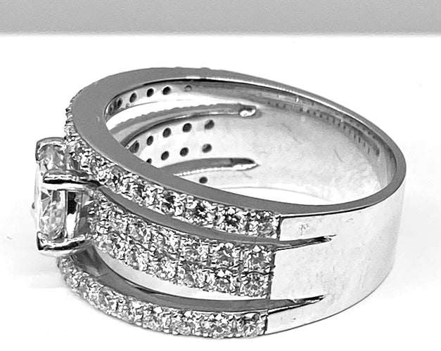 Bague 52 Bague diamant 0.74ct pavage diamants 58 Facettes AB253