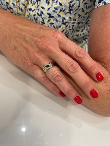 Bague BAGUE MODERNE SAPHIR ET DIAMANTS 58 Facettes 054841