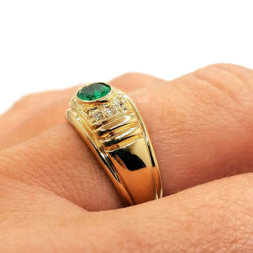 Bague Bague émeraude et diamants 58 Facettes 2525