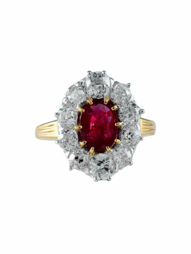 Bague Bague Rubis ovale et Diamants 58 Facettes