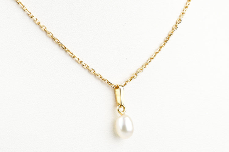 Collier Collier et pendentif perle en or jaune 58 Facettes 21PERLE-62