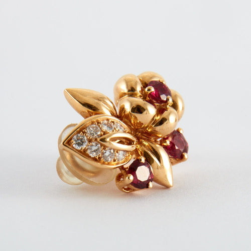 Boucles d'oreilles Boucles d'oreilles Fleurs Rubis birmans 58 Facettes 2.165