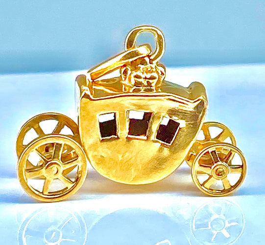 Pendentif Pendentif breloque carrosse 58 Facettes AB169