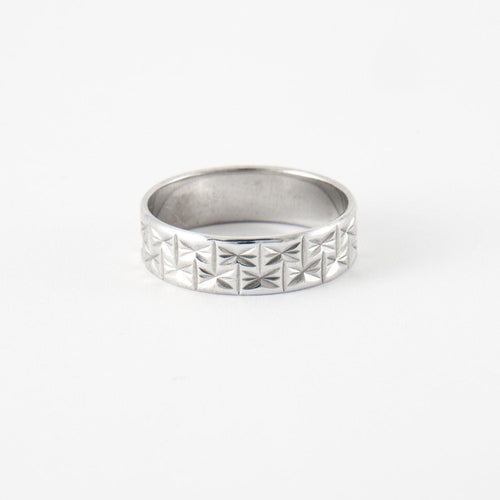 Bague Bague en Or blanc 58 Facettes