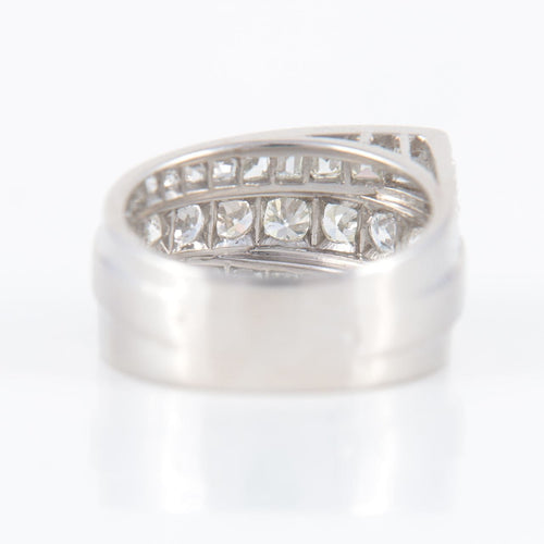 Bague 54 Bague or blanc, diamants ronds et carrés 58 Facettes