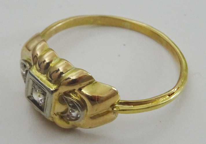 Bague Bague ancienne en or et diamants 58 Facettes