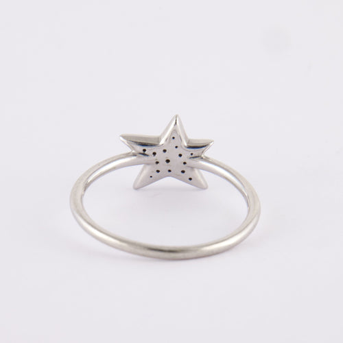 Bague 56 Djula - Bague en or blanc, diamants 58 Facettes