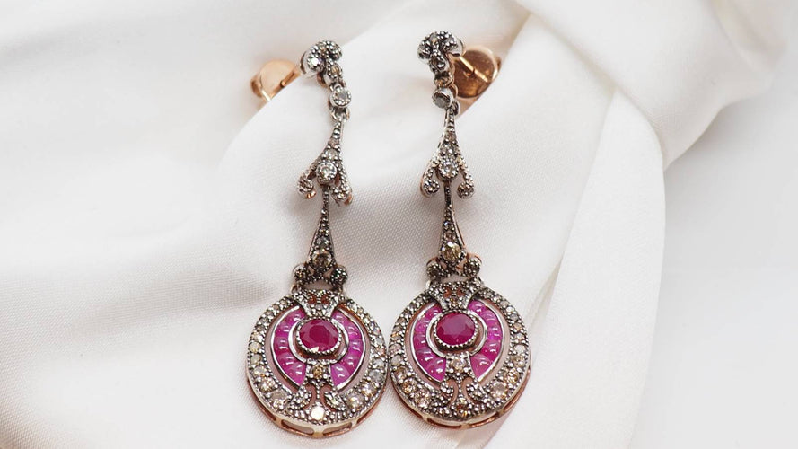 Boucles d'oreilles Boucles d'oreilles en or rose et argent, rubis et diamants 58 Facettes 30351