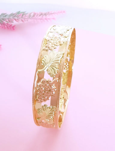 Bracelet Bracelet Jonc grappes de raisin et feuilles de vigne Or 18 K 58 Facettes AA 1638