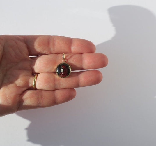 Pendentif Pendentif Fabiola or émail de Limoges 58 Facettes