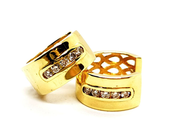 Boucles d'oreilles Boucles d'oreilles Créoles Or jaune Diamants 58 Facettes 1467703CN