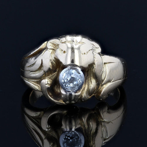 Bague 52 Bague ancienne lion en or et son diamant 58 Facettes 22-351
