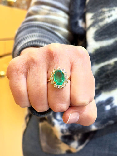 Bague 57 Bague Pompadour émeraude naturelle et diamants 58 Facettes