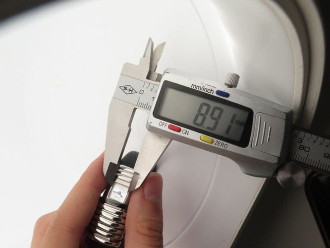 Montre vintage montre CARTIER declaration titane & acier 4 diamants 0.12ct quartz 58 Facettes 254101