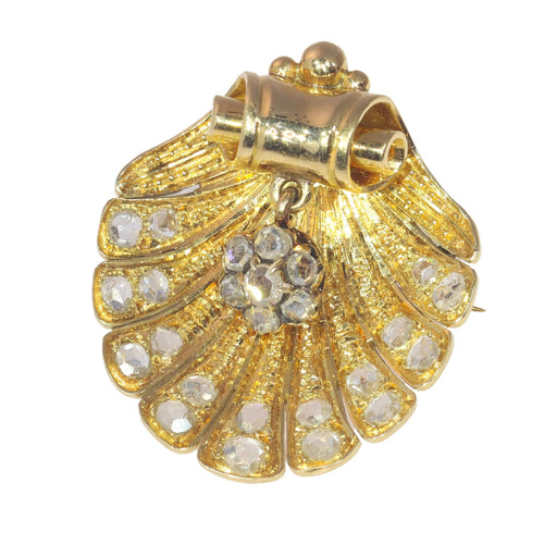 Broche Broche coquillage en or, diamants 58 Facettes 23046-0125
