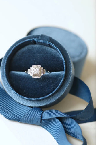 Bague Bague Art Déco Platine et Diamants 58 Facettes