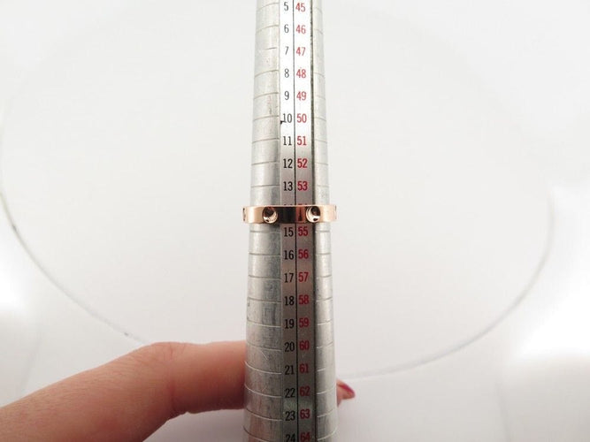 Bague 54 bague LOUIS VUITTON alliance empreinte diamant or 18k 58 Facettes 256382