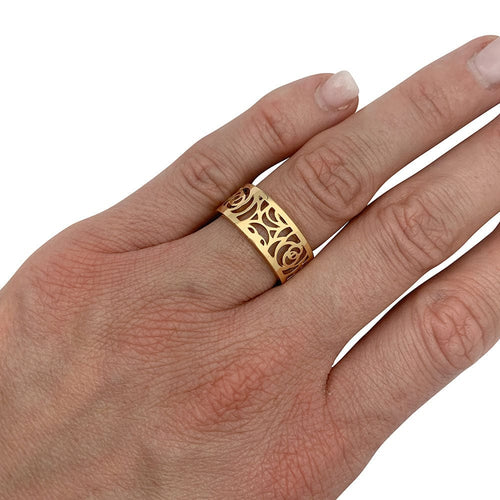 Bague 53 Bague Chanel, modèle "Camélia", en or jaune. 58 Facettes 31330