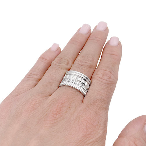 Bague 57 Bague Boucheron, "Quatre Radiant Edition", or blanc, diamants. 58 Facettes 32691