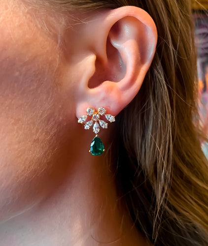 Boucles d'oreilles Boucles d'oreilles Emeraudes Diamants 58 Facettes