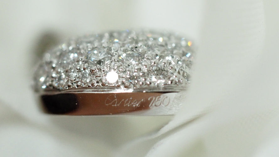 Collier Collier Cartier pendentif cœur, or blanc et diamants 58 Facettes 13807