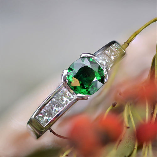 Bague 52 Bague grenat tsavorite et diamants princesse 58 Facettes 22-488