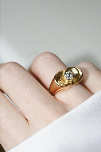 Bague 49.5 Bague Tank retro en or jaune et diamant 58 Facettes