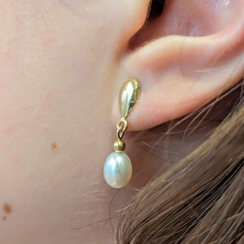 Boucles d'oreilles Boucles d'oreilles Or jaune Perle 58 Facettes 28917