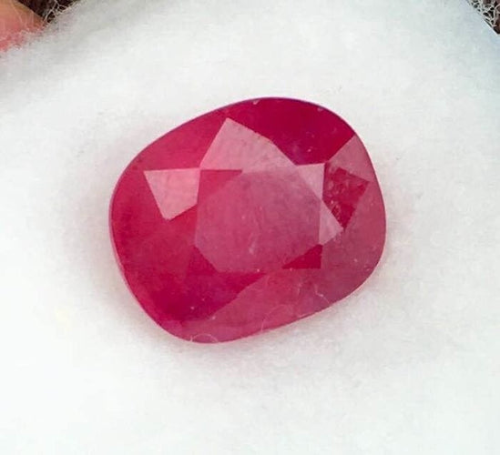 Gemstone Rubis 9,02 cts 58 Facettes 379