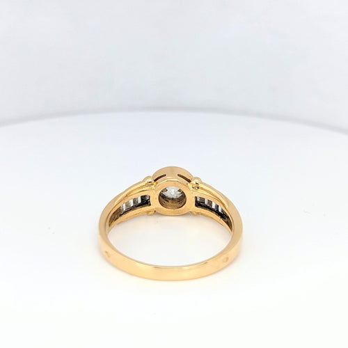 Bague Bague en or jaune et diamants 58 Facettes 5581