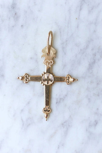 Pendentif Croix régionale Jeannette or jaune 58 Facettes