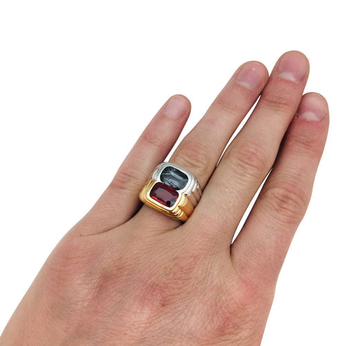 Bague 55 Bague chevalière deux ors sertie de deux spinelles. 58 Facettes 31274