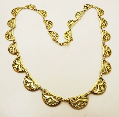 Collier Vintage 18 karat Gold Crescent Filigree Necklace 58 Facettes