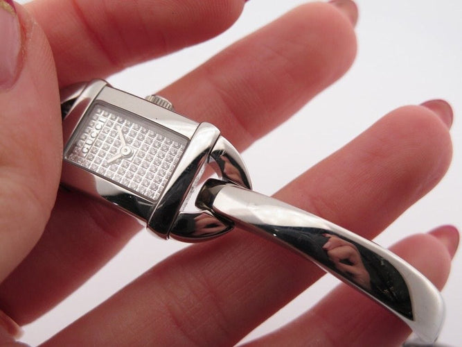 Montre montre GUCCI bamboo diamants quartz acier palladie 58 Facettes 256725