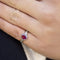Bague Bague marguerite en or blanc diamants et rubis 58 Facettes 21254