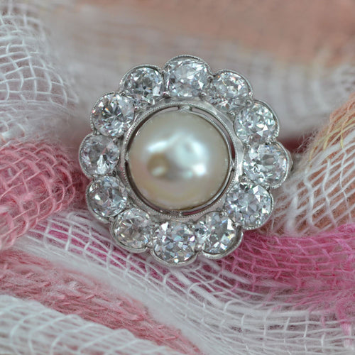 Bague 51 Bague ancienne perle fine et diamants en marguerite 58 Facettes 22-096
