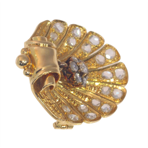 Broche Broche coquillage en or, diamants 58 Facettes 23046-0125