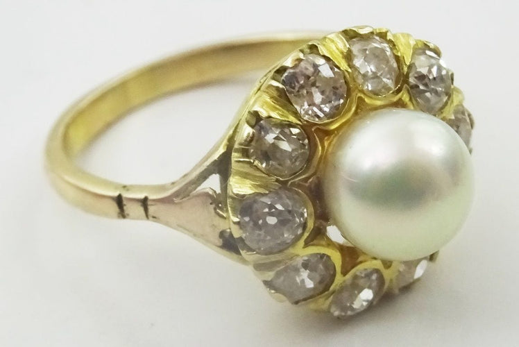 Bague 55 Vintage 14 karat Gold Cluster Ring, Pearl and old European cut Diamonds 58 Facettes