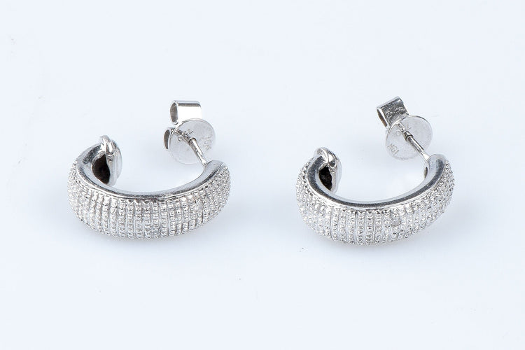 Boucles d'oreilles Boucles d'oreilles diamants en or blanc 58 Facettes 111-196974-29