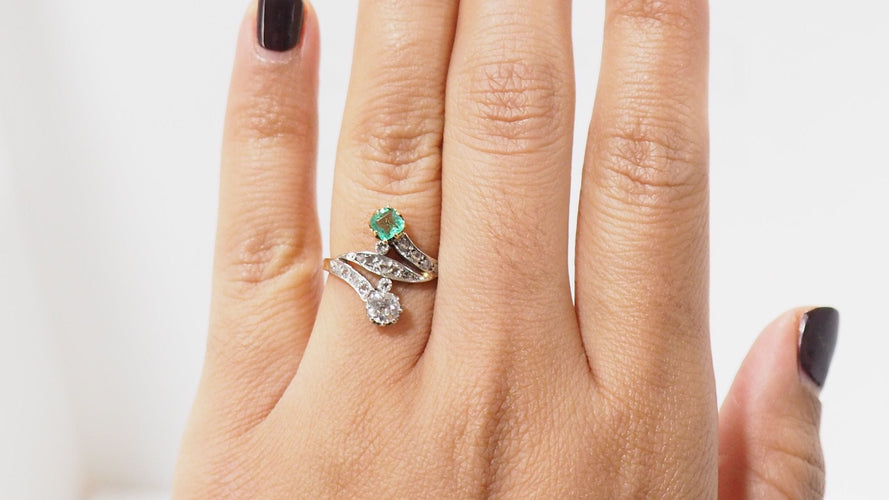 Bague 53.5 Bague Toi Et Moi En Or Et Platine, Emeraude Et Diamants 58 Facettes 31522