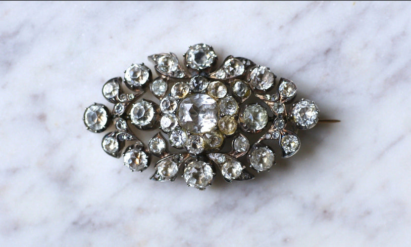 Broche pendentif pierres du Rhin 58 Facettes